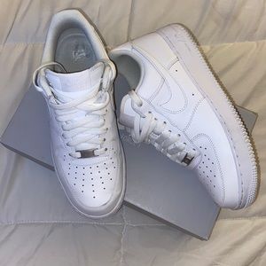 Women’s Air Force 1’s
